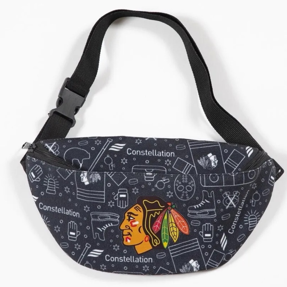 Chicago Blackhawks NHL hockey black printed fanny pack belt bag one pocket NWOT
